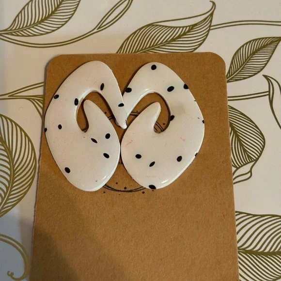 Small Batch Handmade Polymer Clay Earrings - Picture 3 of 12